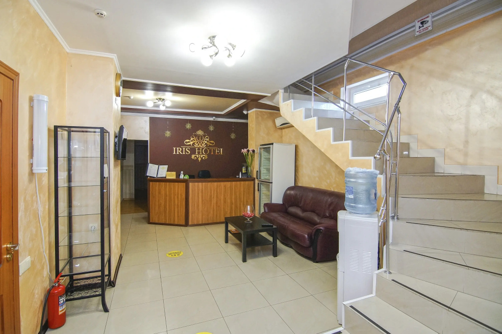 Lobby & Reception