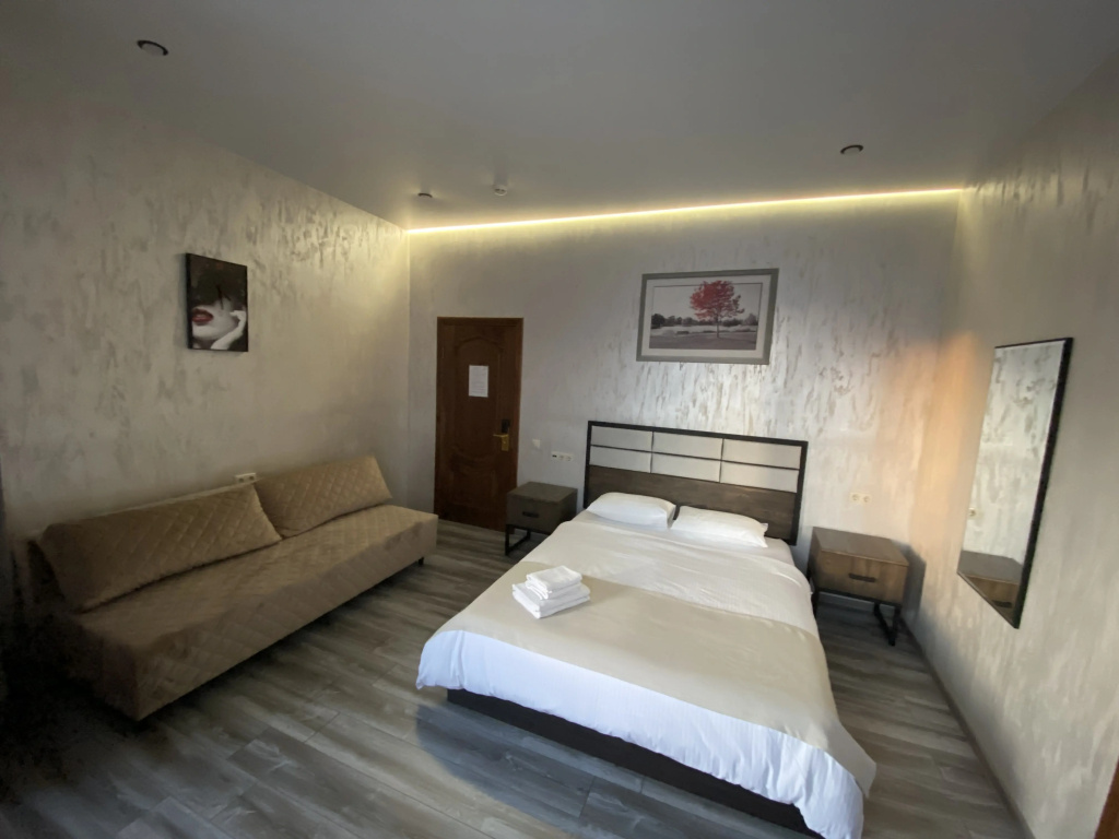 Dolche Vita Hotel Room Type - Classic Double Family room with balcony full double bed