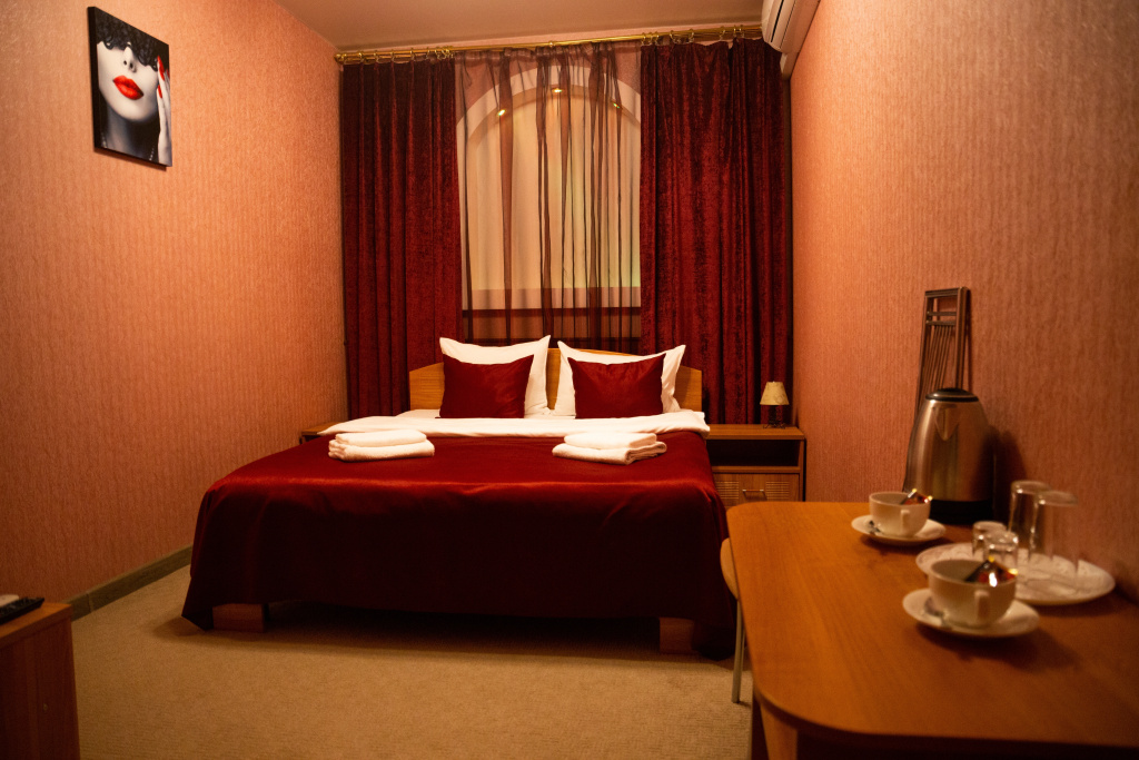 Standard Superior No.7 Double room (full double bed)
