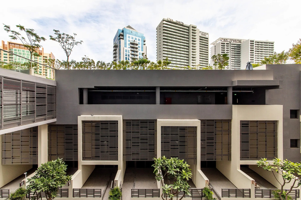 Downtown Dubai Studio Close to Dubai Mall Apartments