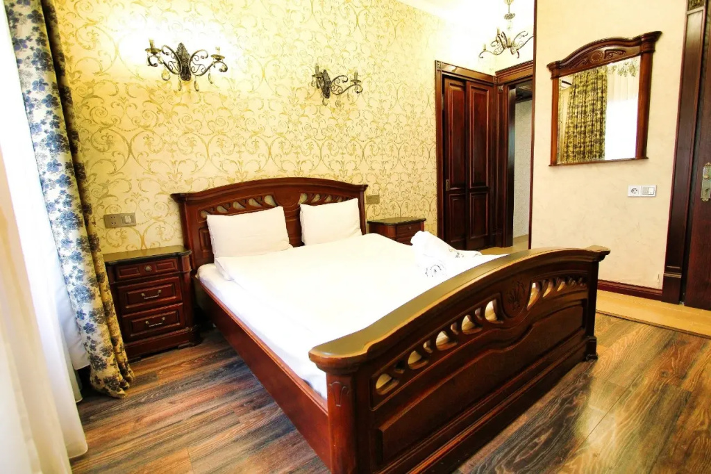 Royal Historical Boutique Hotel — фото