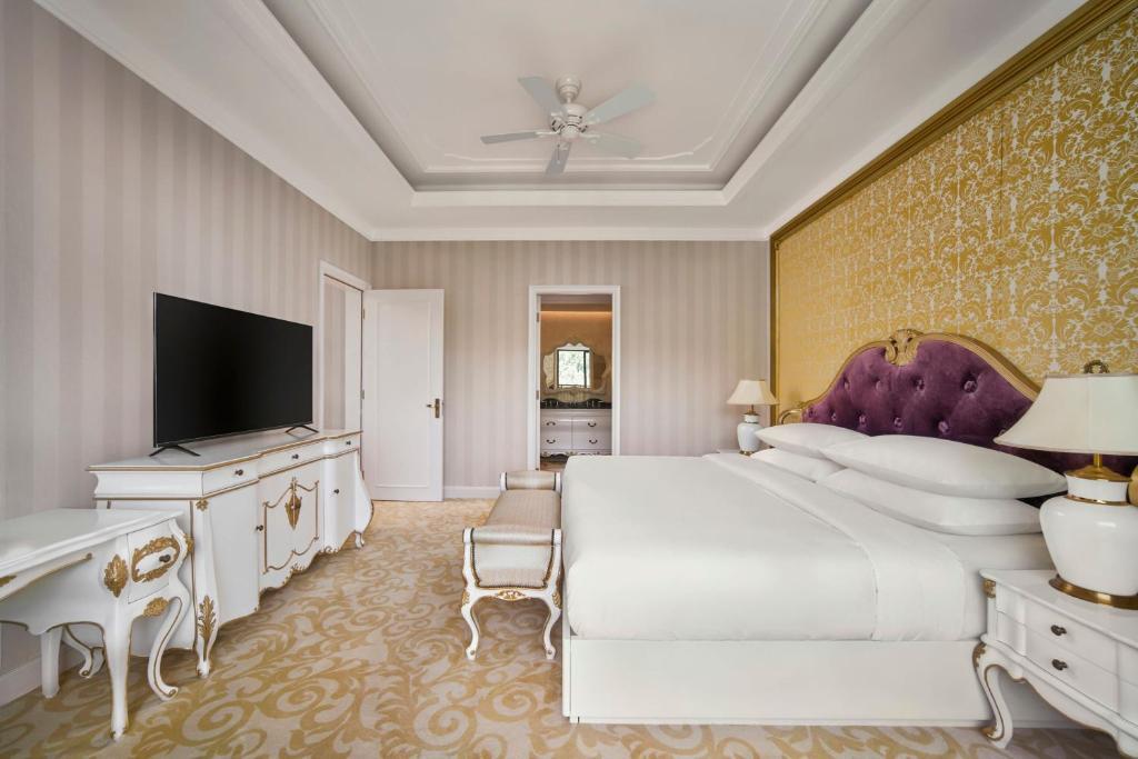 Nha Trang Marriott Resort & Spa, Hon Tre Island