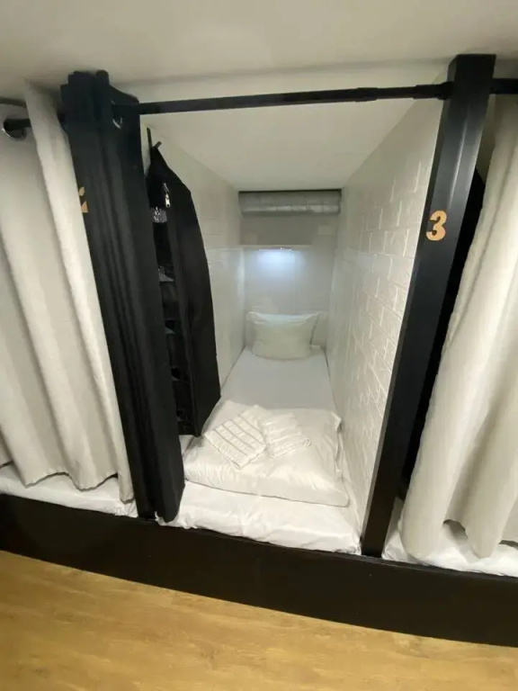 Standard Capsule with balcony and with courtyard view