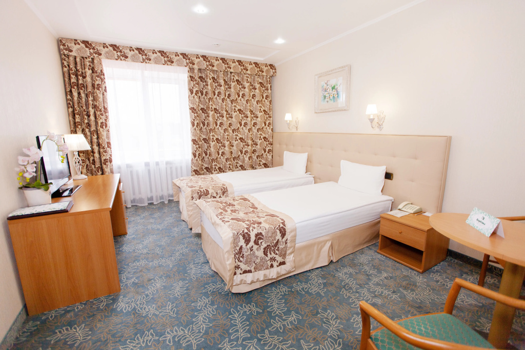 Park Hotel Berezka Room Type - Deluxe Double room twin beds