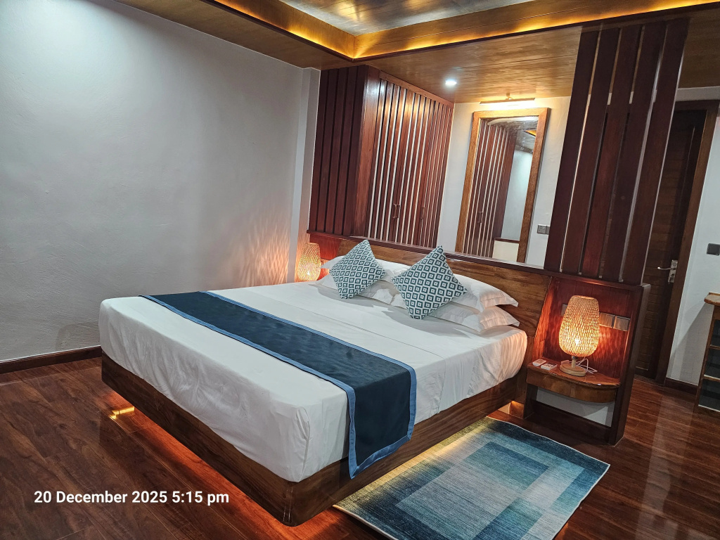 Island Luxury Retreat Maalhos Hotel