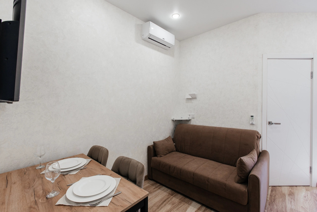 Отель Апартаменты Red Apartments Арт Лайт Шанель в Сириусе