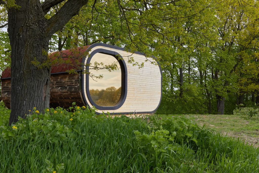Capsule Double House with view (full double bed)