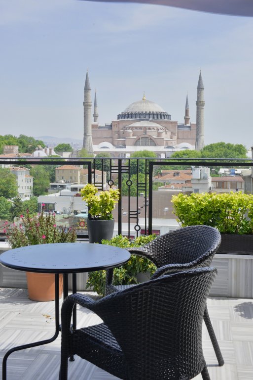 Life hotel стамбул. Seres Hotel old City Стамбул. Hotel Garden Terrace Стамбул. Sumengen Hotel. 4 Султанахмет-Фатих. Стамбул my Terrace.