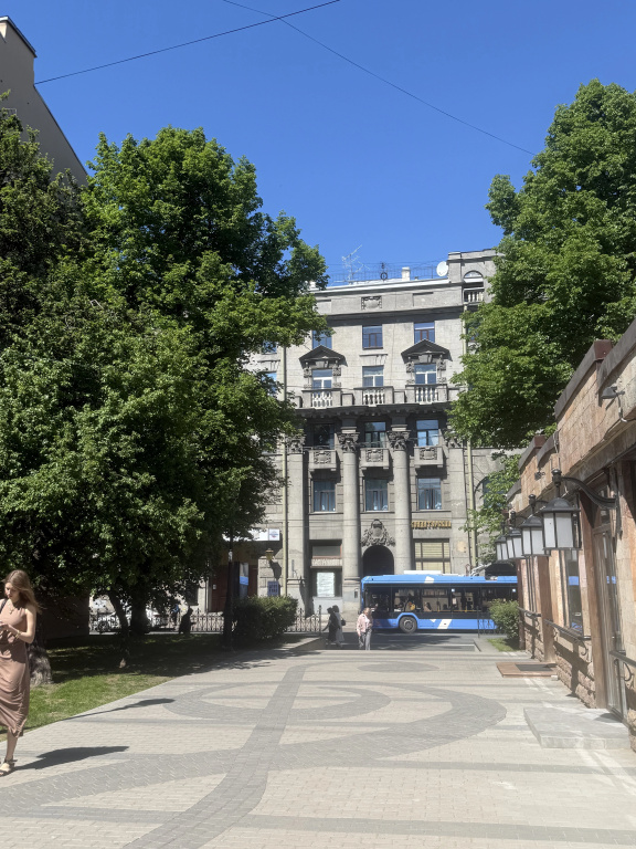 Меблированные комнаты на Загородном проспекте 40 — фото