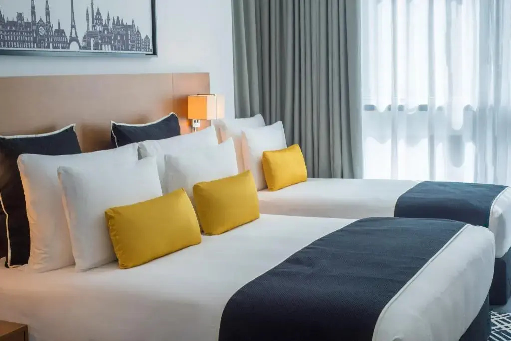 Triple room