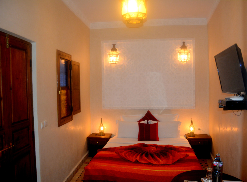 Standard Double room (full double bed)
