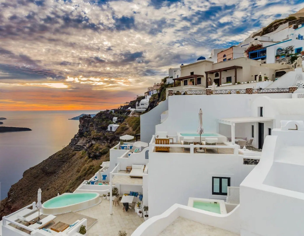 Beach & Waterfront