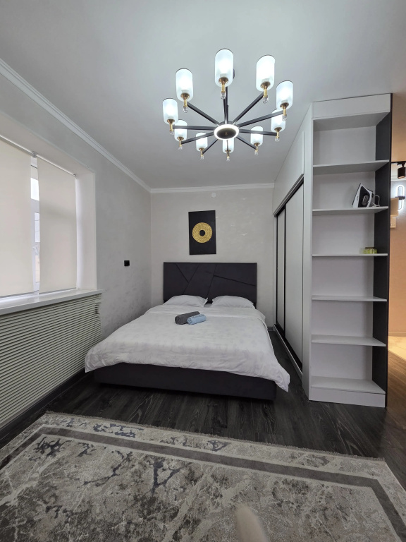 Uyutnaya Studiya V Tsentre Goroda Zheltoksan 24A Flat