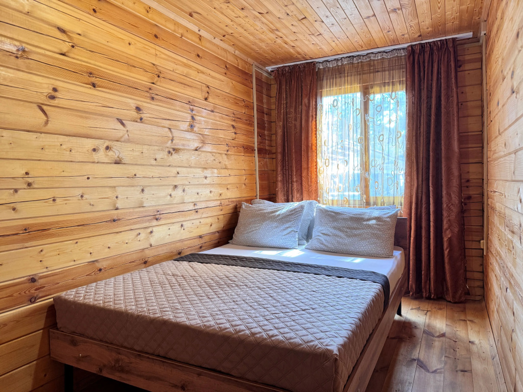 Шале с 2 комнатами с видом на внутренний двор в Морская дача Арабеска