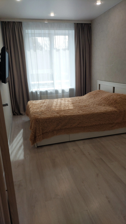 1 Bedroom Double Apartment with balcony (full double bed)