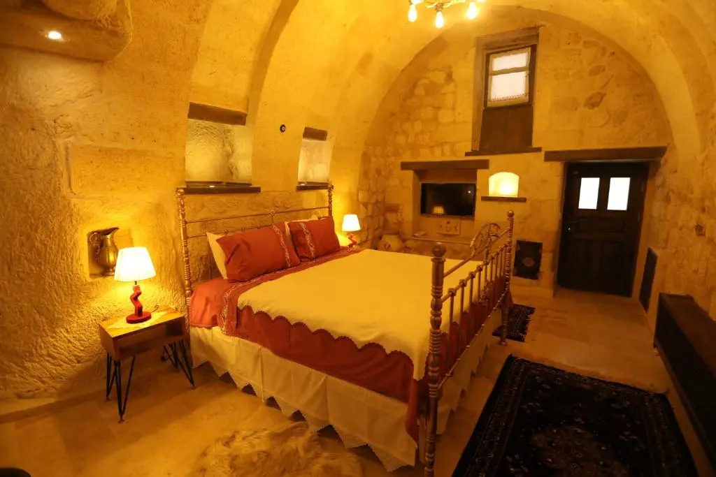 Superior Double room (full double bed)