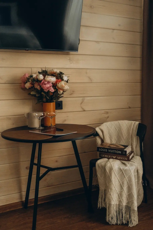 Двухместный номер Superior с балконом и с красивым видом из окна двуспальная кровать в Саянский Марал Аршан