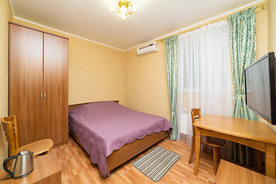 Chetyire Sezona Hotel Room Type - Standard Double room full double bed
