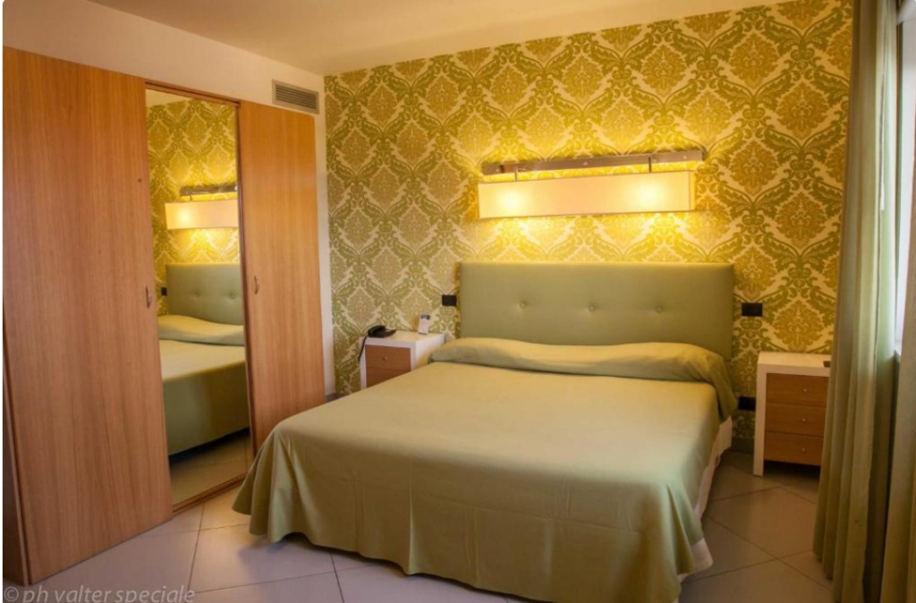 Standard Double room with view (twin beds)