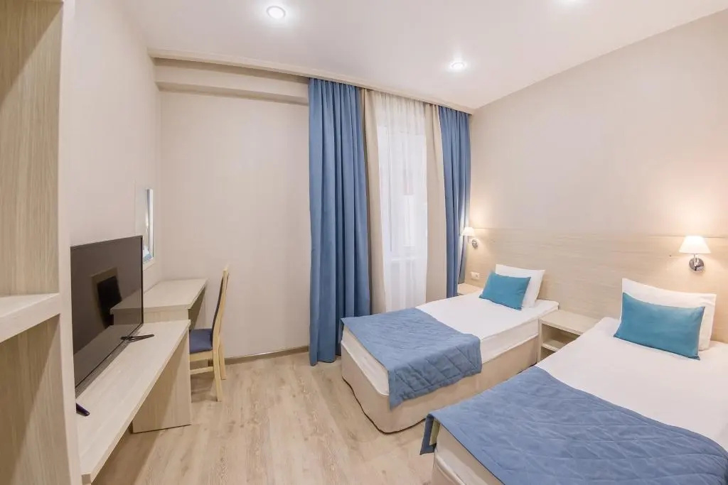 Ivmontan Hotel Room Type - Standard Double room full double bed