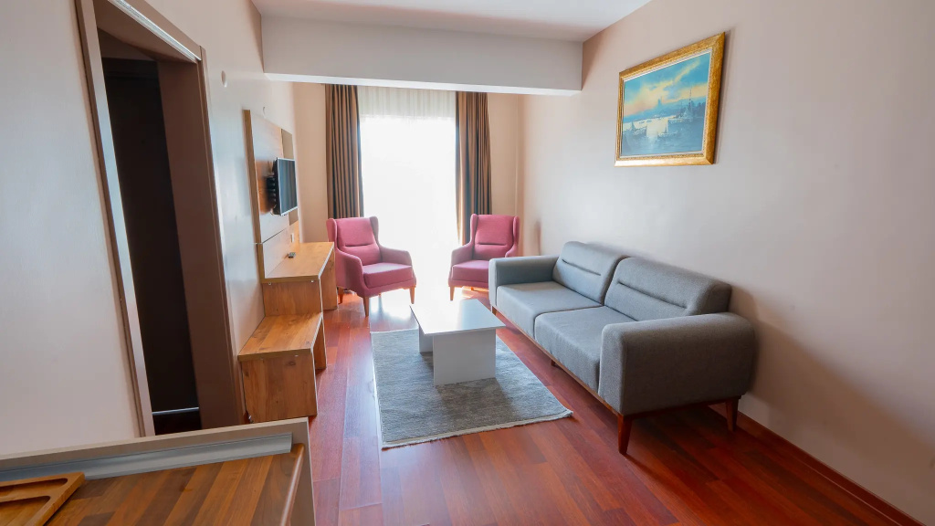 Gardan Hotel — фото
