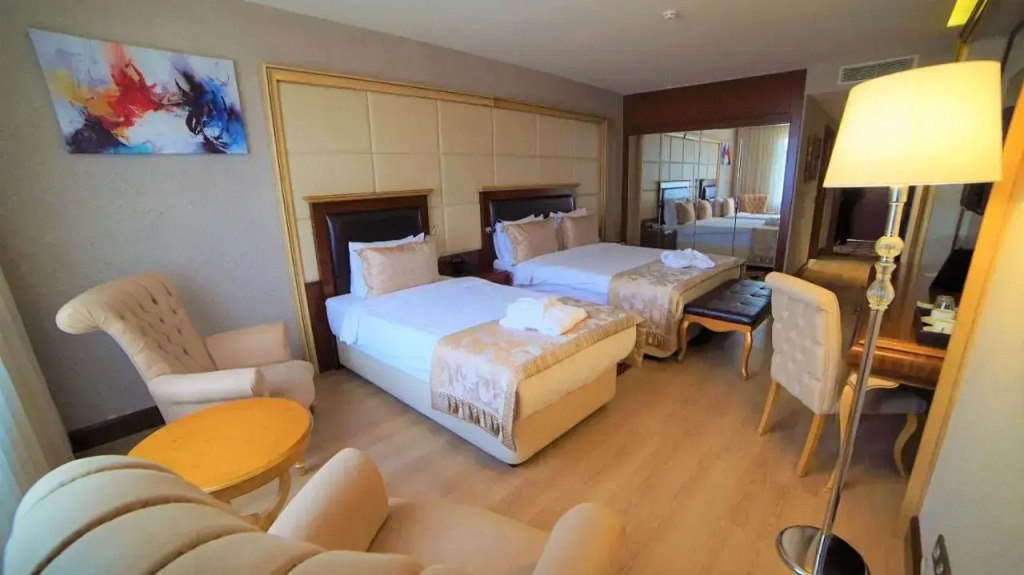 Wyndham Batumi Hotel - фото 9