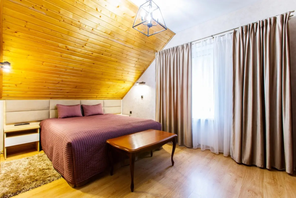 2 Bedrooms Attic Junior Suite