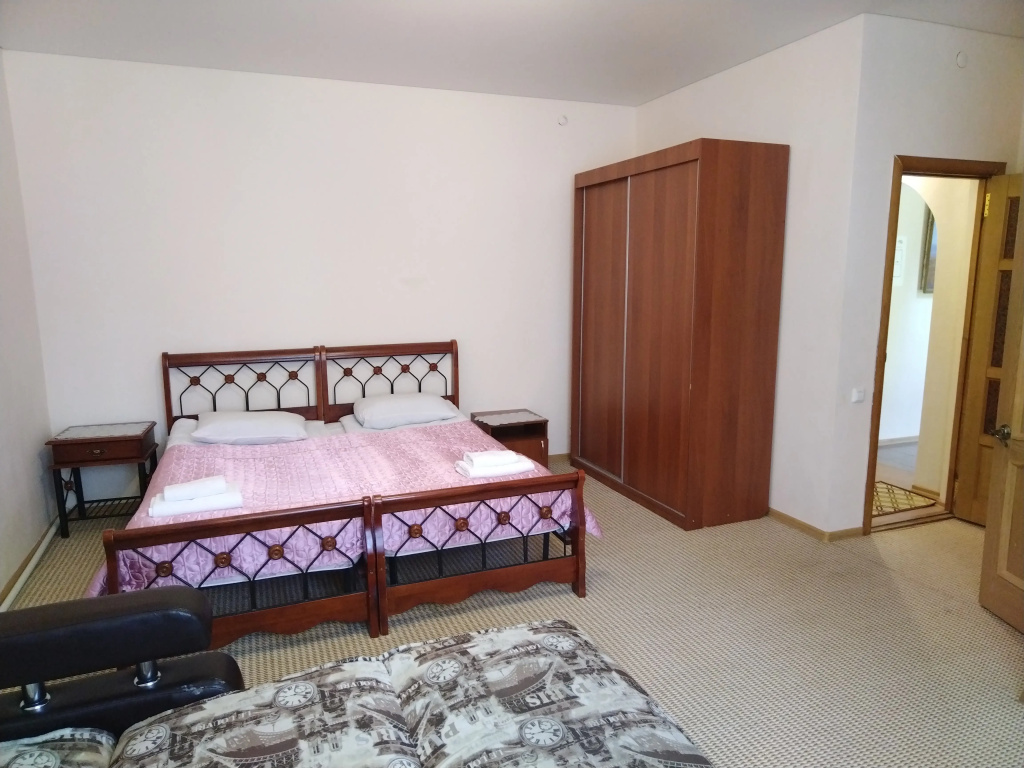 Comfort Triple room with view