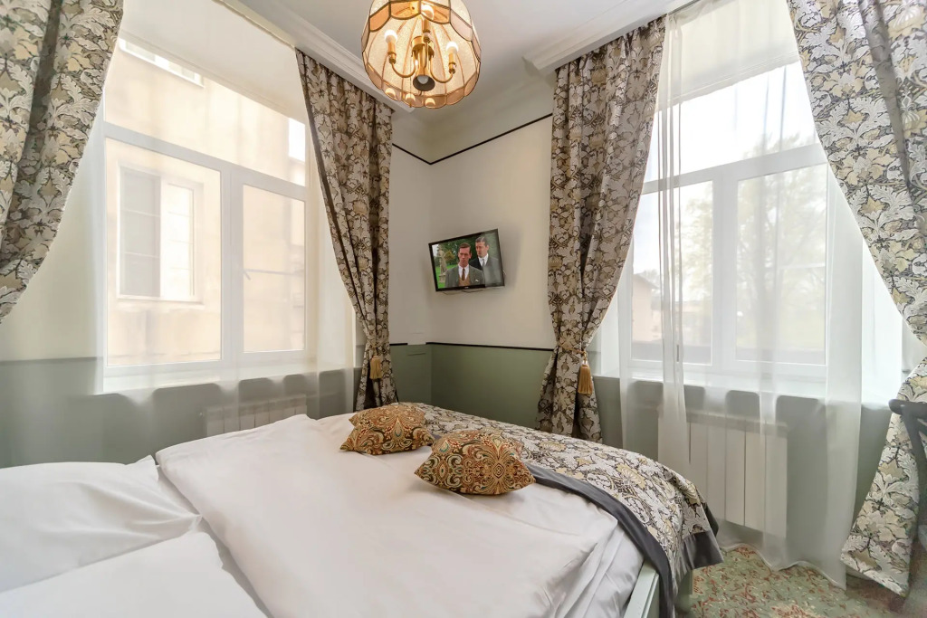 Grinvich Yard Living Quarters, Tosnenskiy rayon