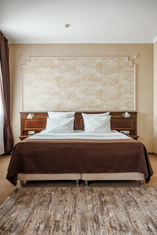 Comfort Double room with city view (full double bed)