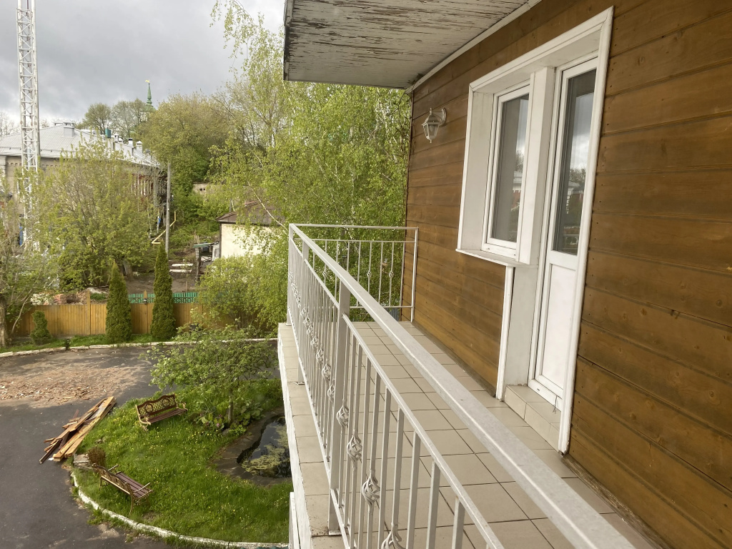 Balcony & Terrace