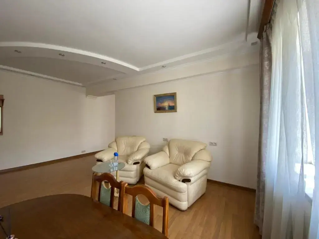 Отель Oasis Hotel Kapan - фото 8