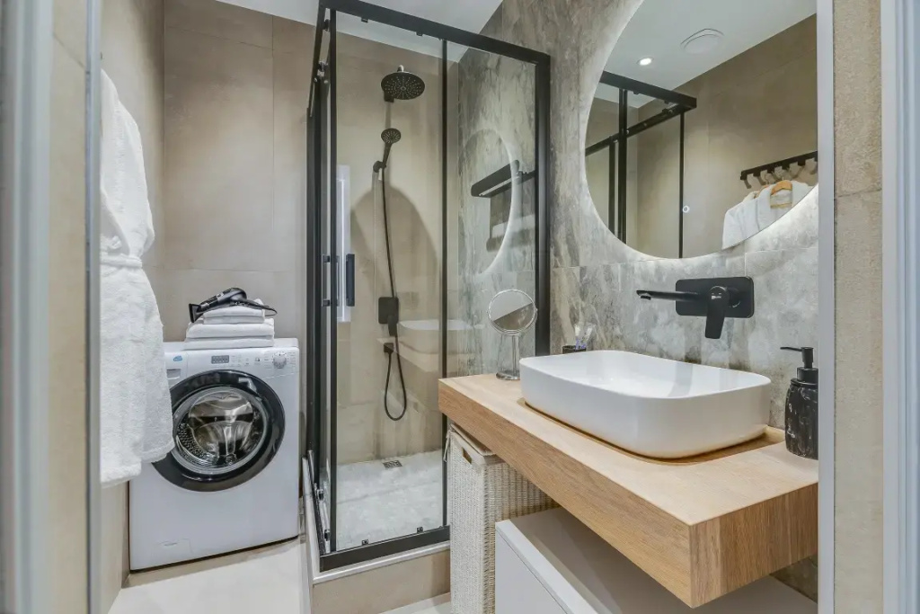Апартаменты Трёхместные Делюкс с Видом на Город Business Apartments — фото