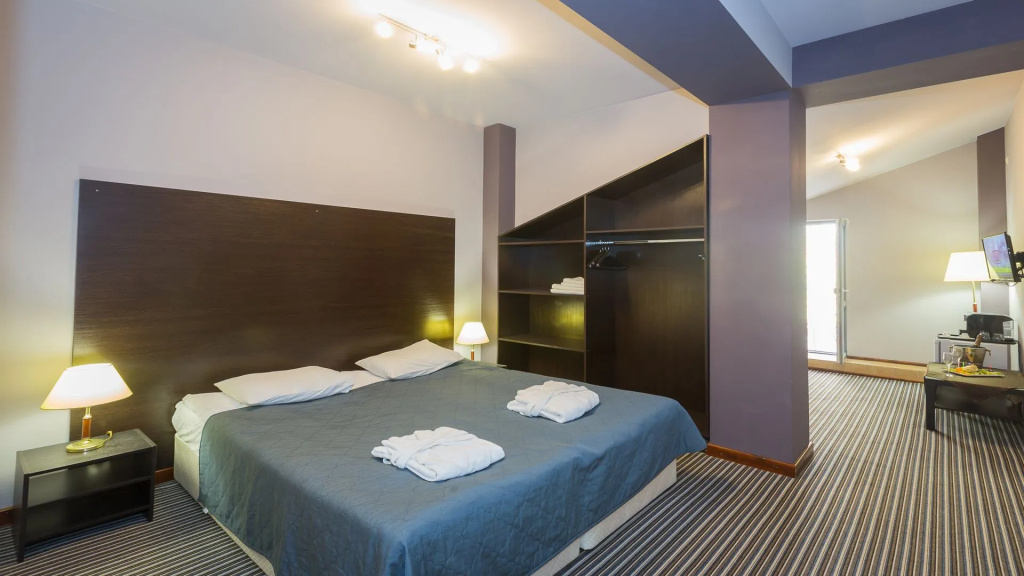 Kristall Hotel Room Type - Superior room with balcony