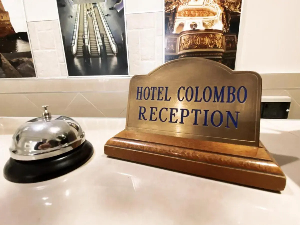 Lobby & Reception