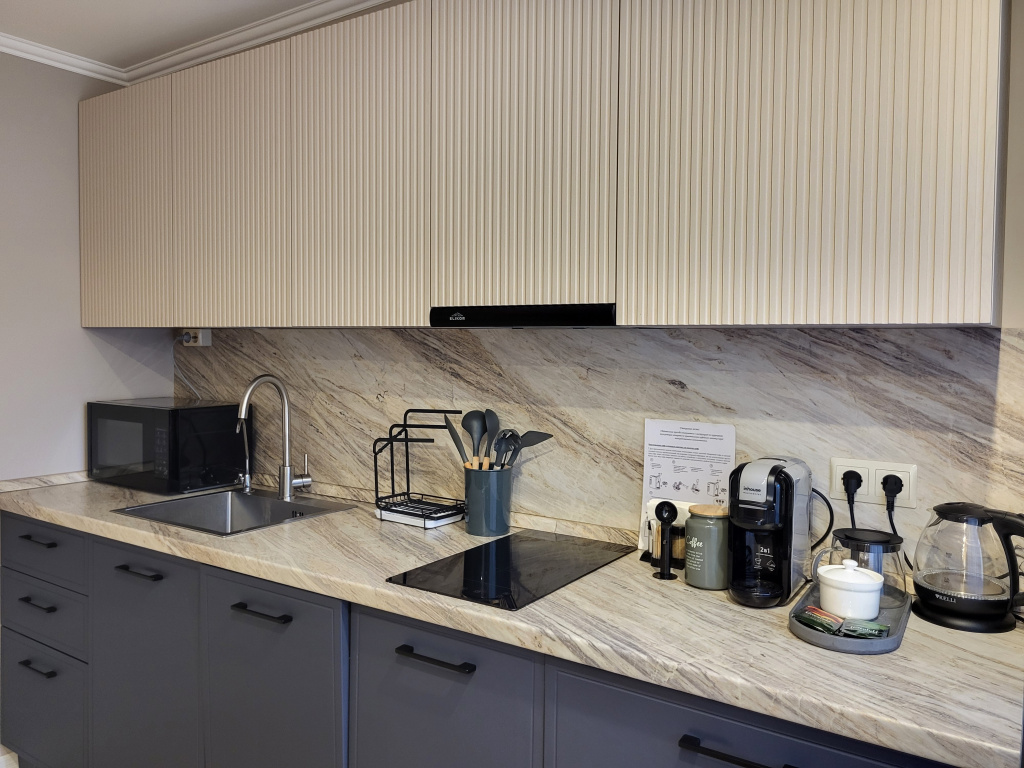 Отель Квартира Студия с Видом в Тихий Двор в Санкт-Петербурге