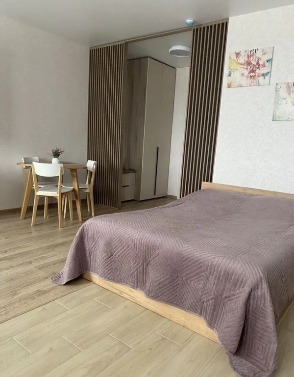 Отель Квартира на улице Академика Сахарова 97к1 в Нижний Новгороде