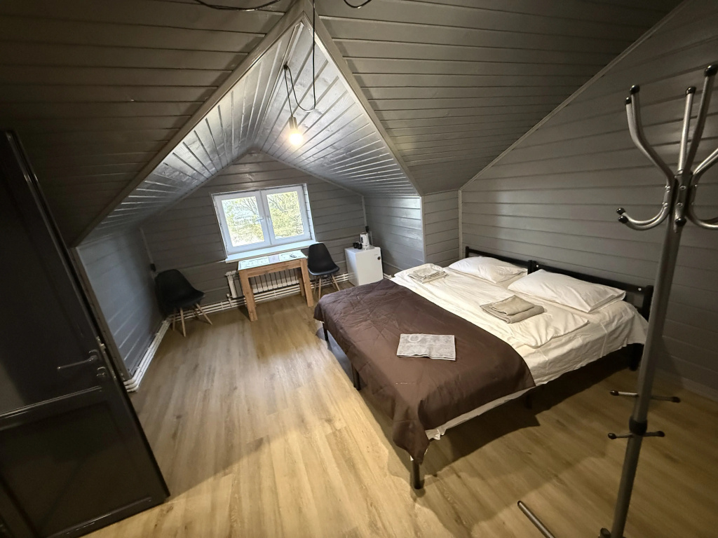 Standard Double Attic room (full double bed)