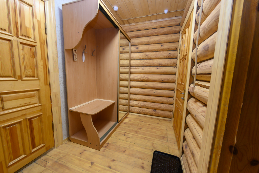 Номер в избе с 3 комнатами с балконом и с красивым видом из окна в Вкс