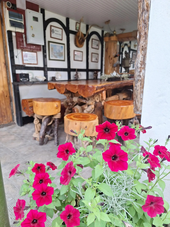 Номер Comfort с 2 комнатами с балконом в У Марины