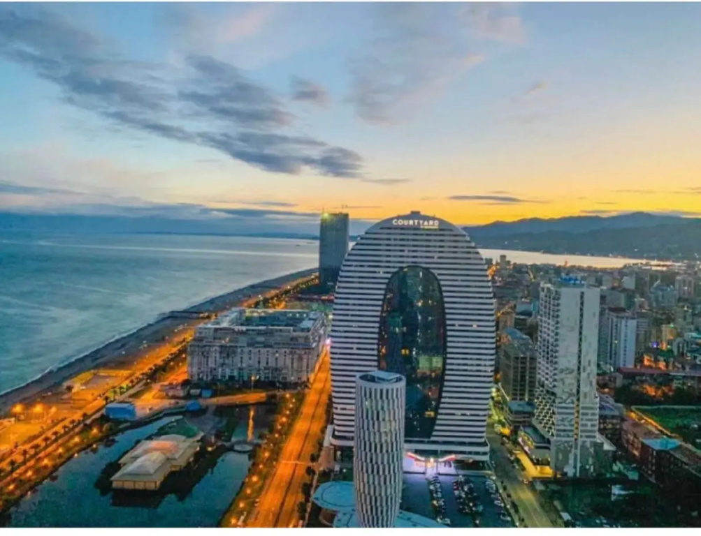 Апарт-отель Orbi City Batumi Sea View — фото