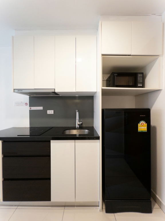 Двухместная студия с балконом двуспальная кровать в Апарт-отель C-View Residence by Apartwell