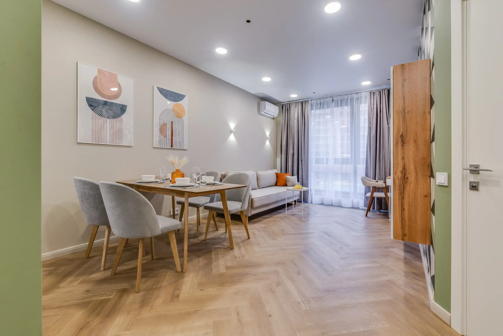 Апартаменты Двухкомнатные Около Парка и Метро Business apartments — фото