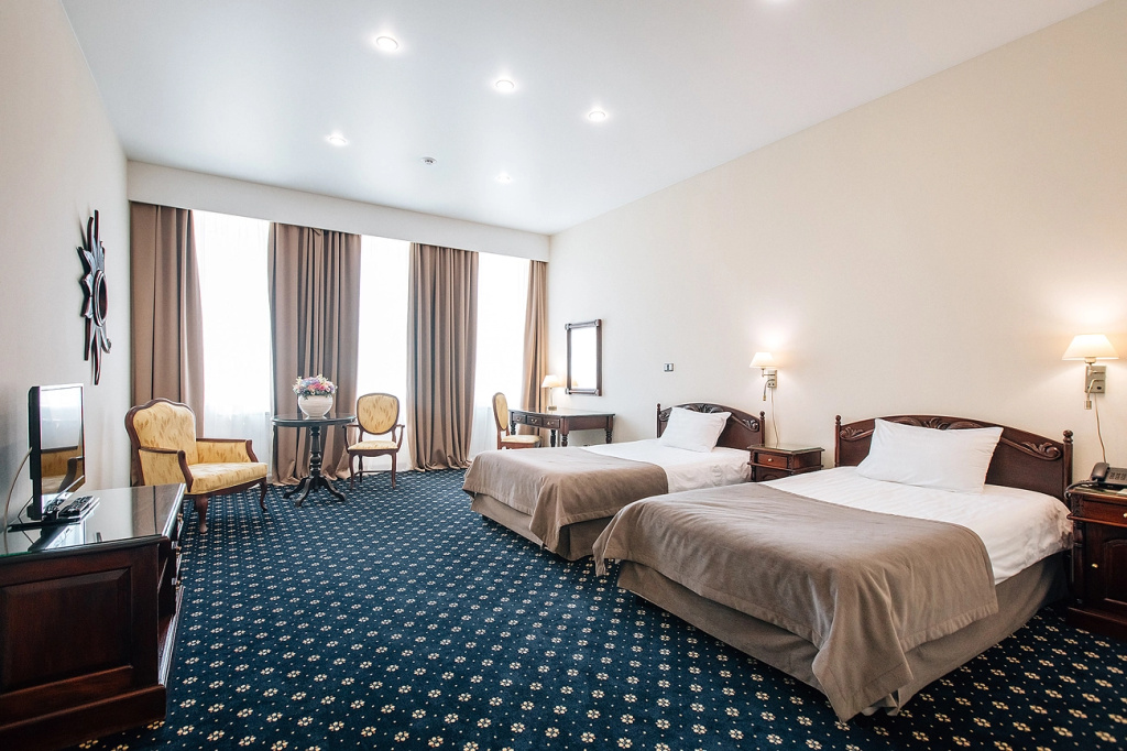 Sun Hotel Room Type - Standard Double room with city view twin beds