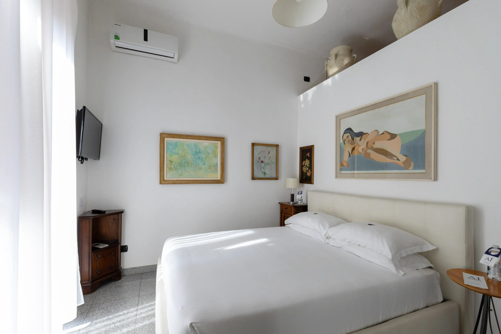 Гостевой дом Aiello Suites Milan — фото