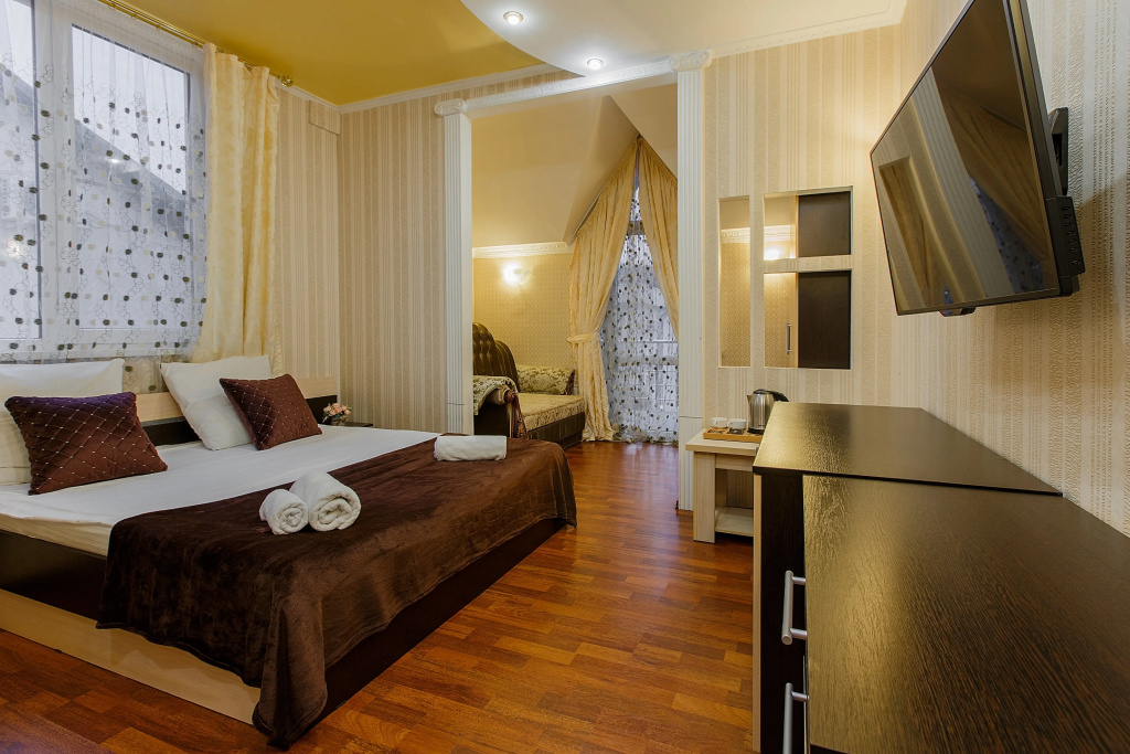 Superior Quadruple room