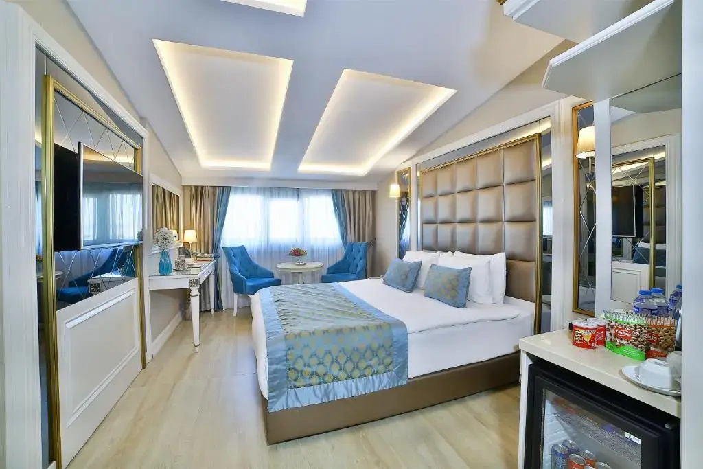 Superior Double room (full double bed)