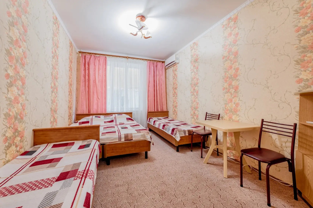 Standard Quadruple room