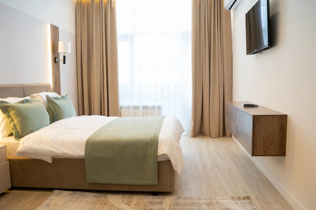 Двухместный люкс двуспальная кровать в Sea star hotel