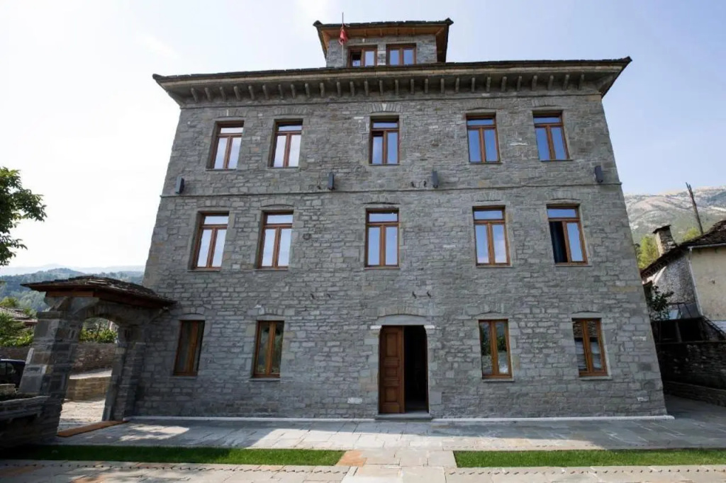 Permet Villa